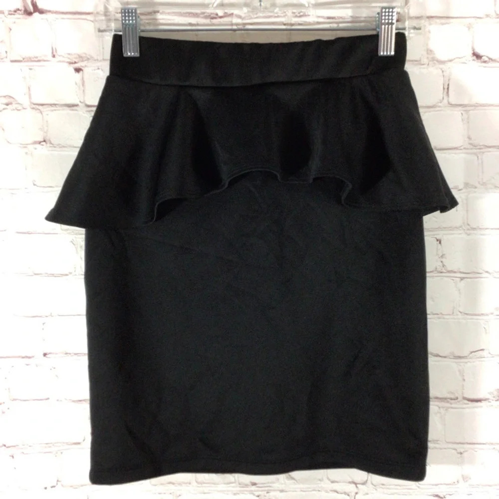 Charlotte Russe Black Ruffle Peplum Mini Skirt